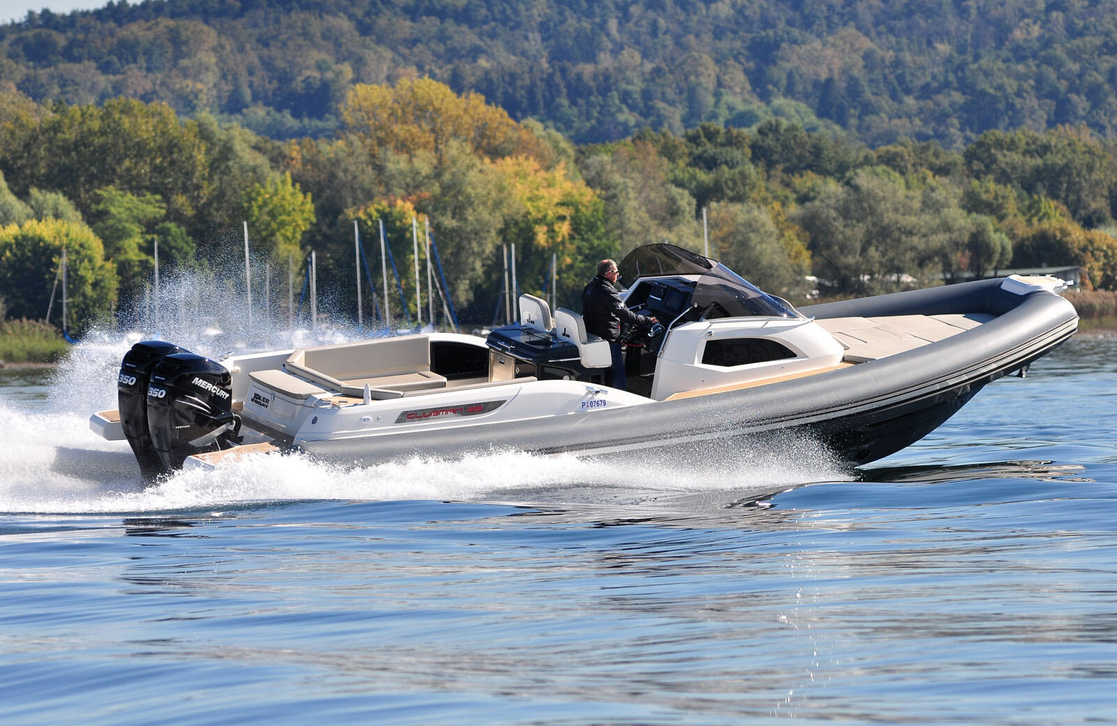 JOKER BOAT Clubman 35 – 2 x 350hp Verados