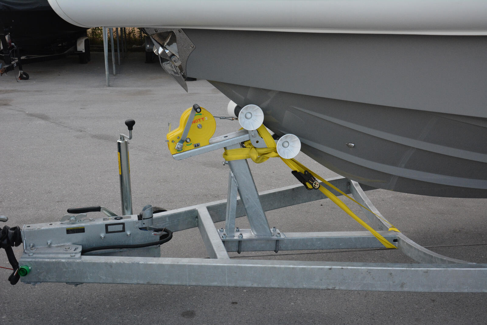 Few useful tips for towing a boat Trailer