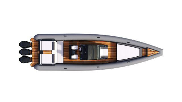 38 Grand Sport, 103 knots in total comfort: a new era is about to dawn