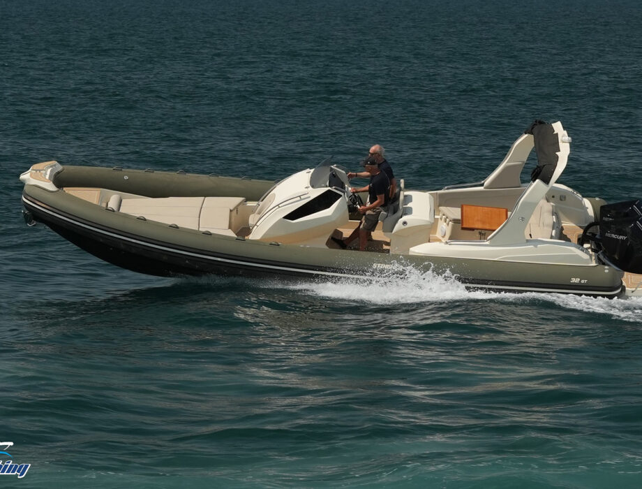 Stingher 32 GT – 2 x 300hp