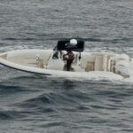 Olympic 30SR - Twin 4.2L 300hp Yamahas